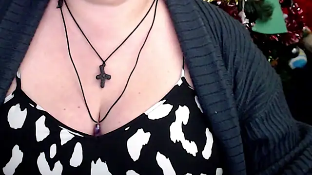 mayasmith online show from 12-17-25, 04:12