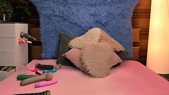 LiaMetz online show from 02-12-26, 07:24