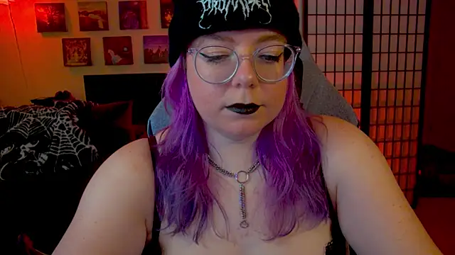 KiraSpitQueen online show from 02-01-26, 04:44