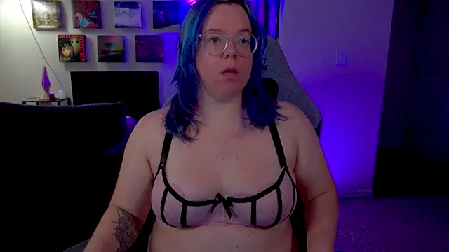 KiraSpitQueen online show from 05-25-26, 03:39
