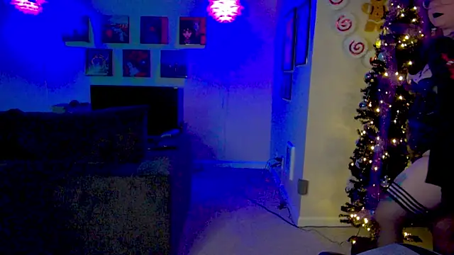 KiraSpitQueen online show from 12-15-25, 04:51