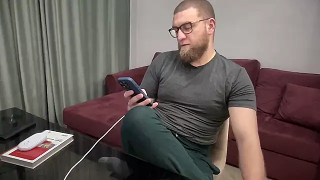 Bear bear  online show from 03-08-25, 12:55