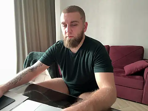 Bear bear  online show from 03-21-25, 07:11