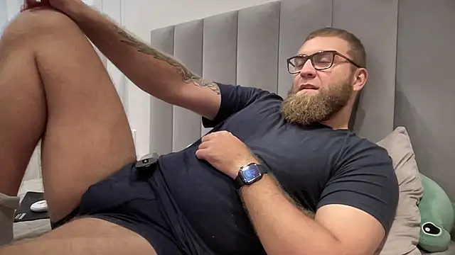 Bear bear  online show from 09-09-25, 09:41