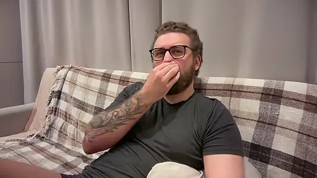 Bear bear  online show from 04-30-26, 09:49