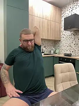 Bear bear  online show from 03-04-25, 06:18