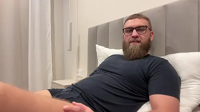 Bear bear  online show from 11-14-25, 11:36