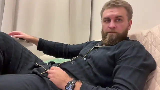 Bear bear  online show from 02-26-26, 07:14