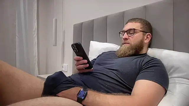 Bear bear  online show from 11-01-25, 10:09