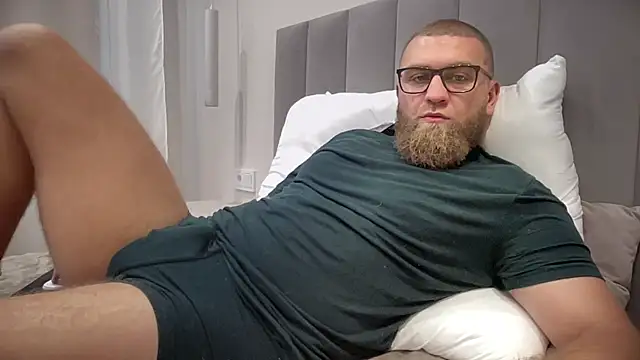 Bear bear  online show from 10-02-25, 11:35