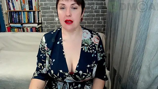 Rainbow lady online show from 02-01-26, 03:38