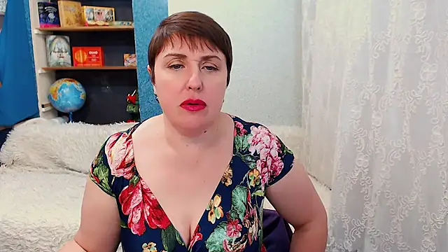 Snapshot of Rainbow_lady chatting on 01-25-25, 02:03 Rainbow lady online show from 01-25-25, 02:03