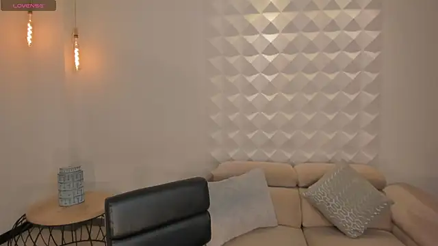 JuanitaClay online show from 11-06-25, 10:25