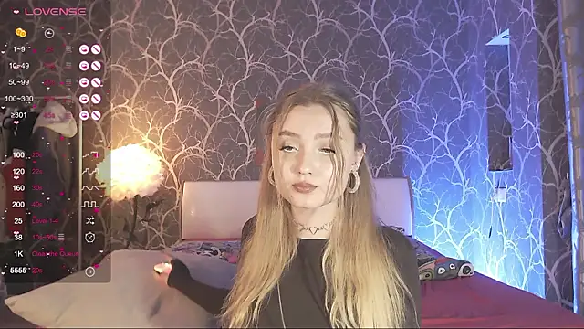 MiaMiaMeow online show from 03-02-26, 02:35