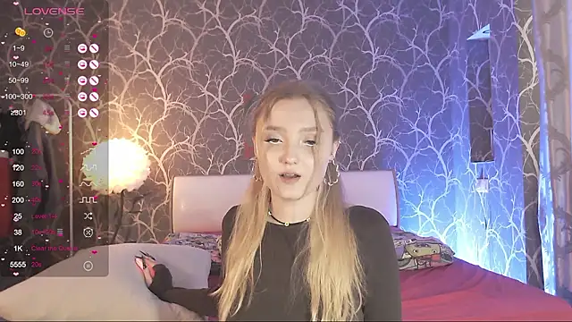 MiaMiaMeow online show from 02-28-26, 12:49