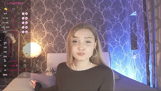 MiaMiaMeow online show from 03-25-26, 06:29