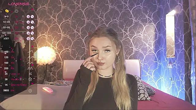 MiaMiaMeow online show from 02-20-26, 05:04