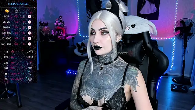 RachelQueen  online show from 11-04-25, 10:41