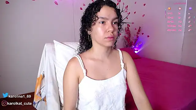 Karolina 1 online show from 11-16-25, 02:00