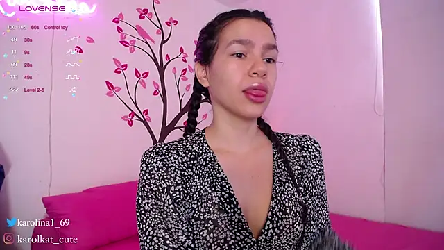 Karolina 1 online show from 03-15-25, 02:45