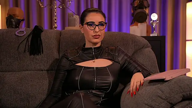 Snapshot of kelly_kent chatting on 03-02-25, 03:56 kelly kent online show from 03-02-25, 03:56
