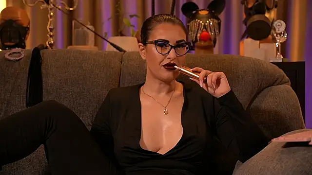 kelly kent online show from 11-27-25, 11:38