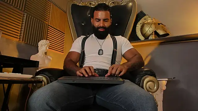 BeardAndrew online show from 11-05-25, 01:09