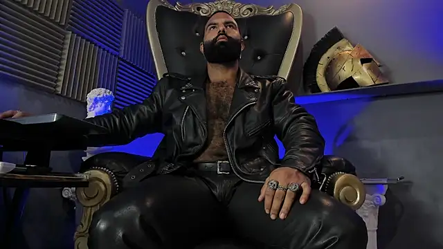 BeardAndrew online show from 12-05-25, 04:16