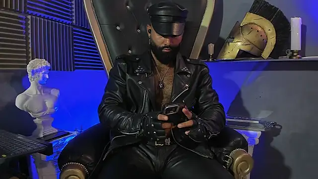 BeardAndrew online show from 04-06-26, 04:46