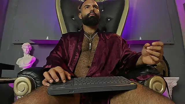 BeardAndrew online show from 05-05-26, 04:37