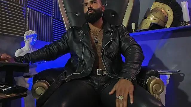 BeardAndrew online show from 04-06-26, 03:57