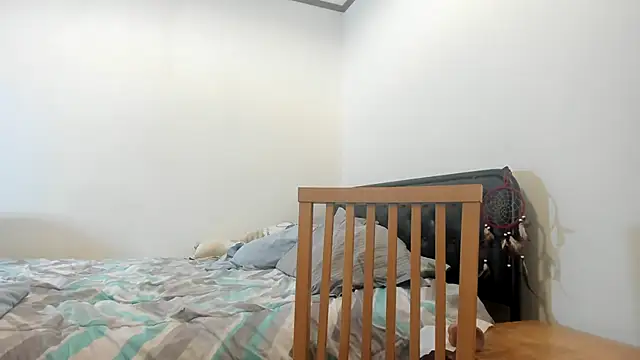 Snapshot of Katiefyi chatting on 11-29-25, 03:39 Katiefyi online show from 11-29-25, 03:39