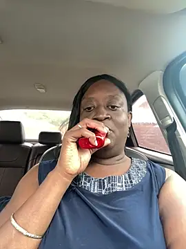 Katiefyi online show from 05-18-26, 02:22