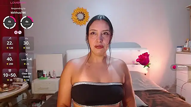 Freyja soh online show from 04-06-26, 09:49