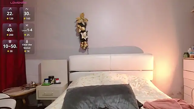 Freyja soh online show from 12-14-25, 06:46