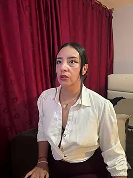 Snapshot of Freyja_soh chatting on 04-29-26, 09:43 Freyja soh online show from 04-29-26, 09:43