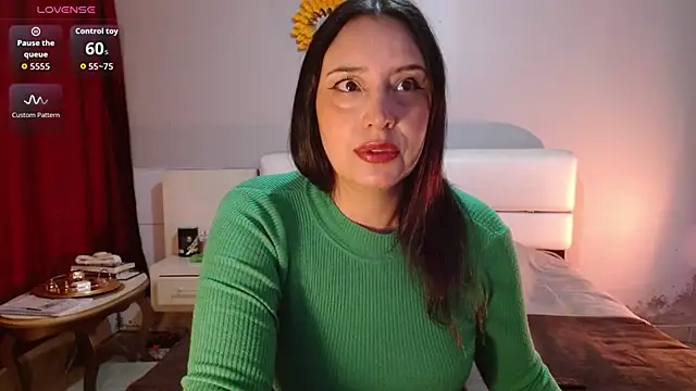 Freyja soh online show from 03-18-26, 09:26