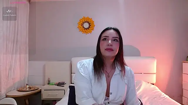 Freyja soh online show from 11-01-25, 09:19