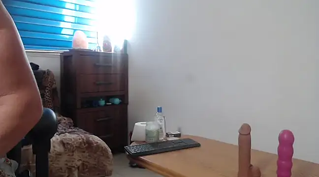 0anal21 online show from 03-19-25, 02:24