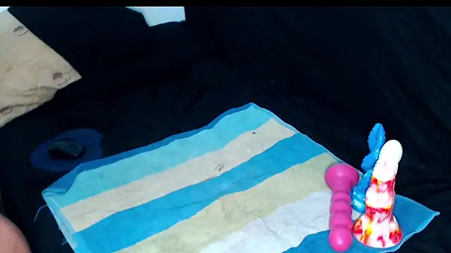 0anal21 online show from 05-17-26, 05:24