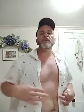 Snapshot of ShaneJames11 chatting on 06-02-26, 03:17 ShaneJames11 online show from 06-02-26, 03:17