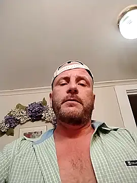 Snapshot of ShaneJames11 chatting on 04-30-26, 05:36 ShaneJames11 online show from 04-30-26, 05:36
