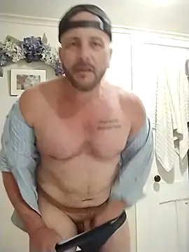 Snapshot of ShaneJames11 chatting on 04-28-26, 02:49 ShaneJames11 online show from 04-28-26, 02:49
