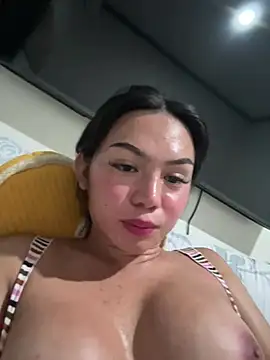 Snapshot of sassy_olivia chatting on 02-23-25, 04:57 sassy olivia online show from 02-23-25, 04:57