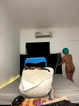 Snapshot of Yukie_selfsucker chatting on 09-16-25, 02:40 Yukie selfsucker online show from 09-16-25, 02:40