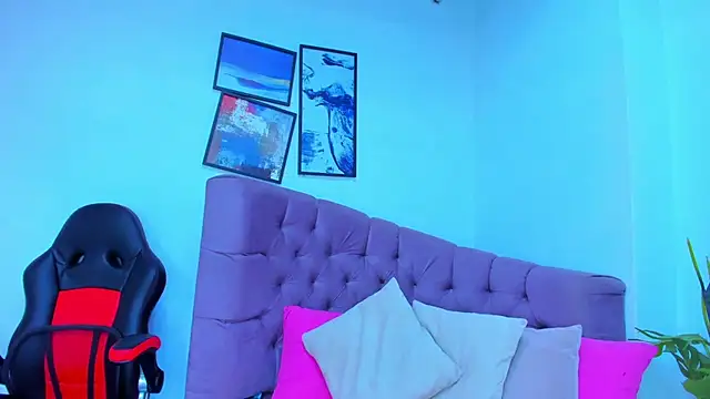 Gretta Queen online show from 09-18-25, 06:22