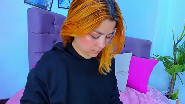 Gretta Queen online show from 09-23-25, 06:15