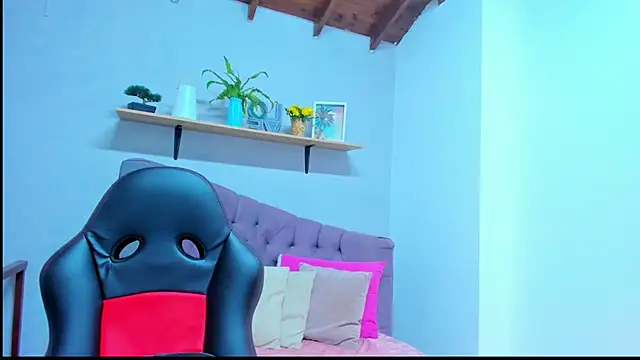 Gretta Queen online show from 03-27-26, 07:15