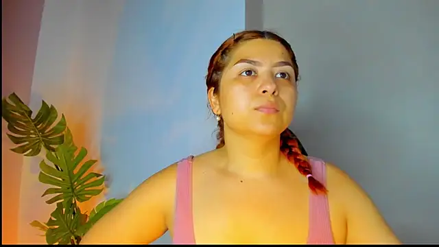 Gretta Queen online show from 05-17-26, 04:40