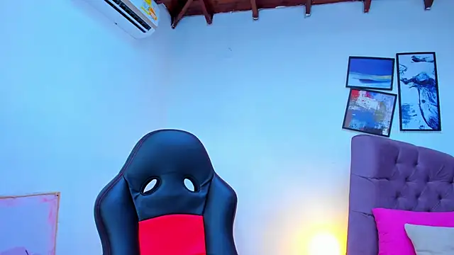 Gretta Queen online show from 09-15-25, 03:12